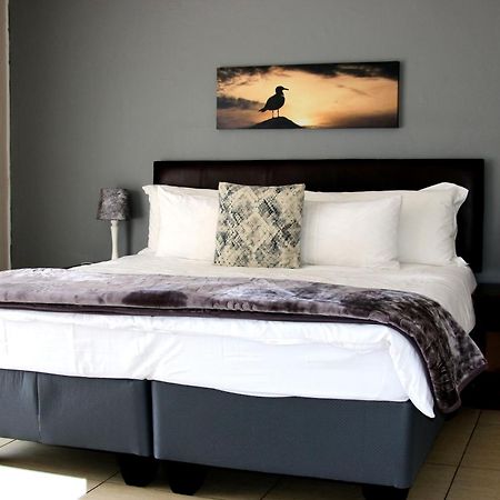 African Kingdom Guest House Boksburg Kültér fotó