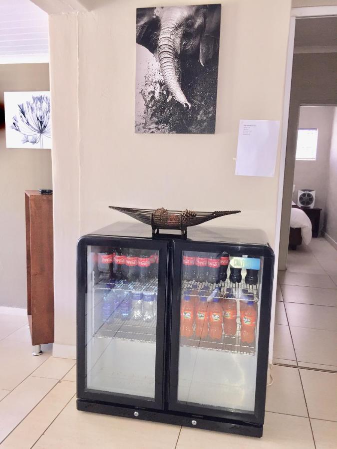 African Kingdom Guest House Boksburg Kültér fotó